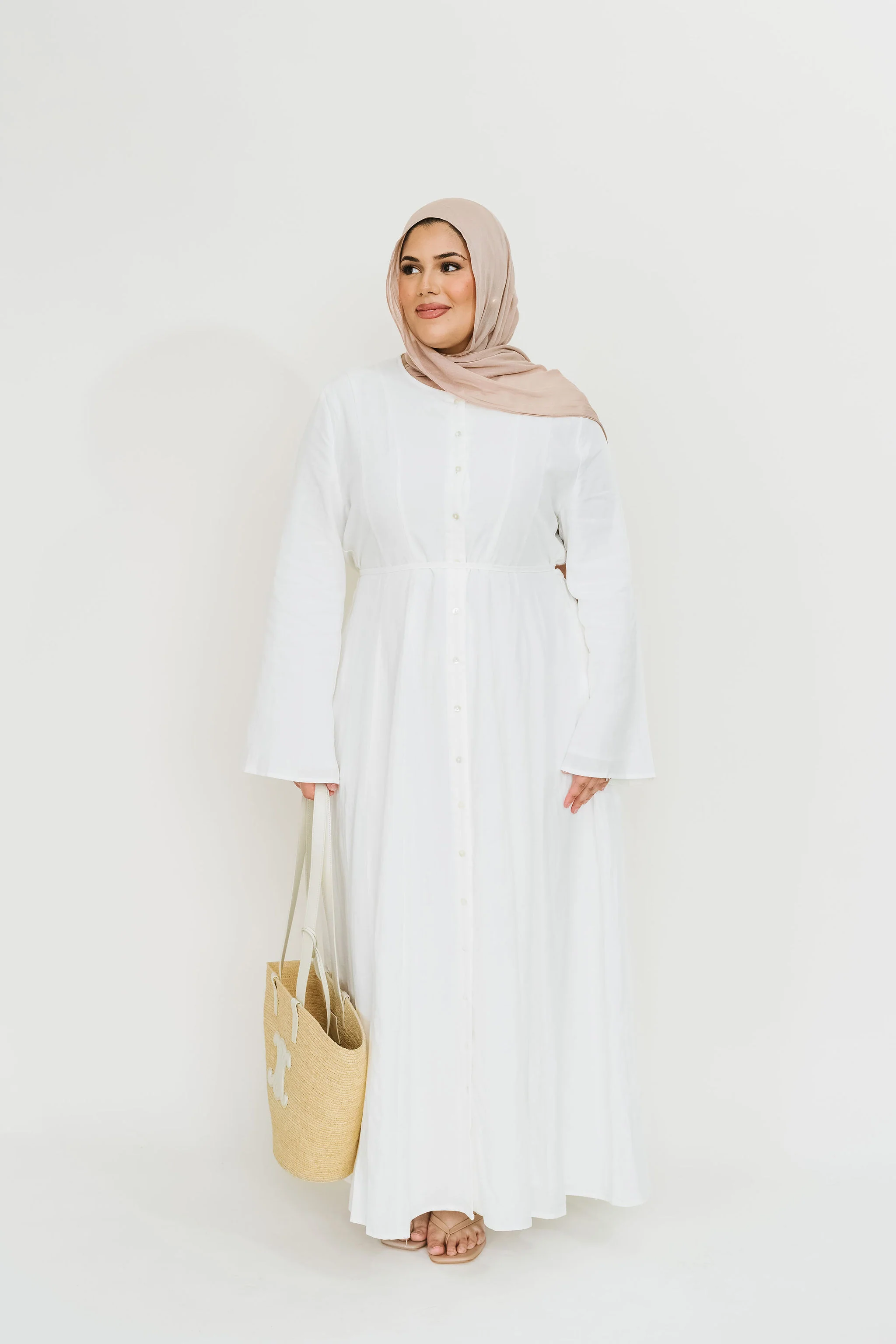 Farah (Seashell White) - Image 10
