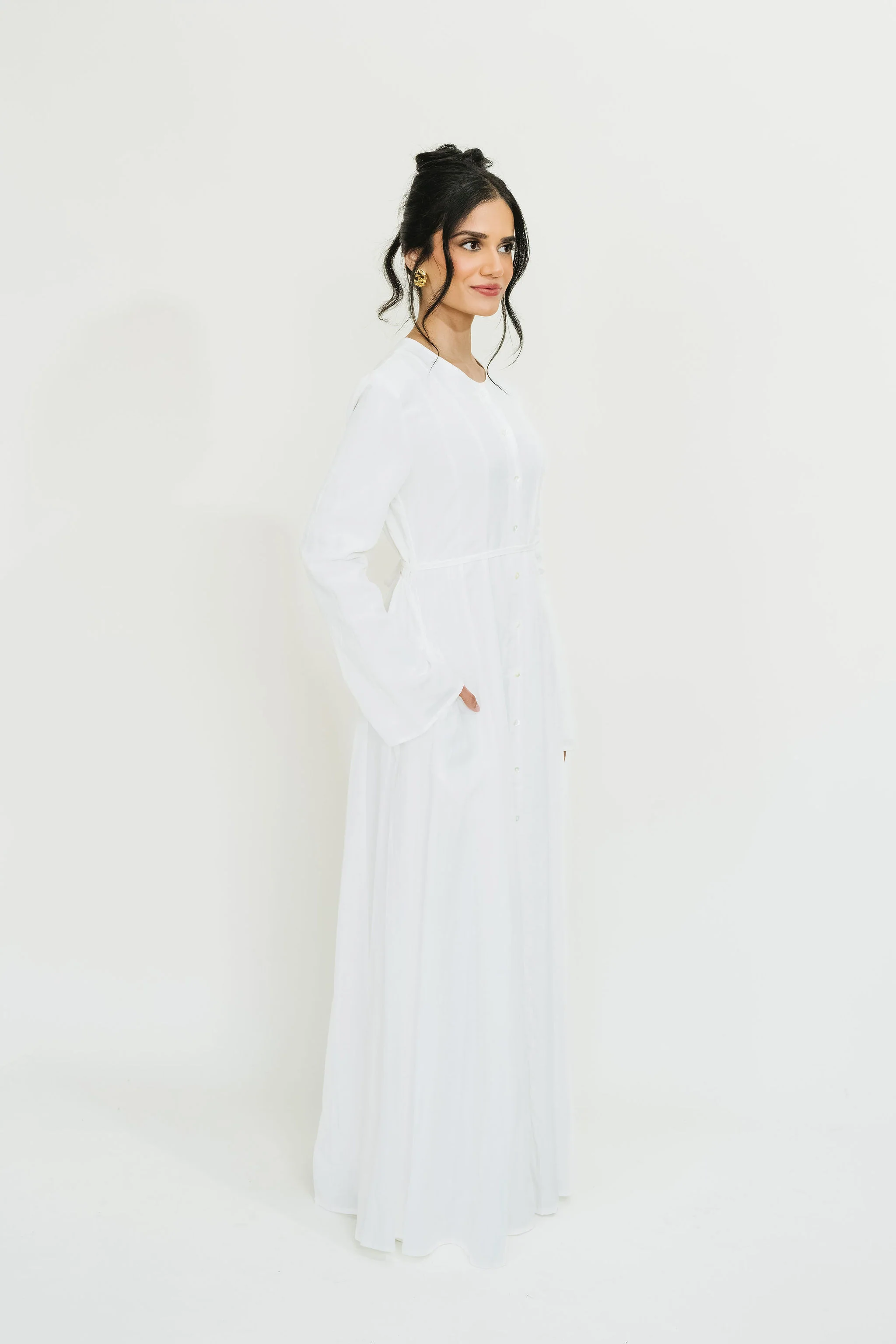 Farah (Seashell White) - Image 6