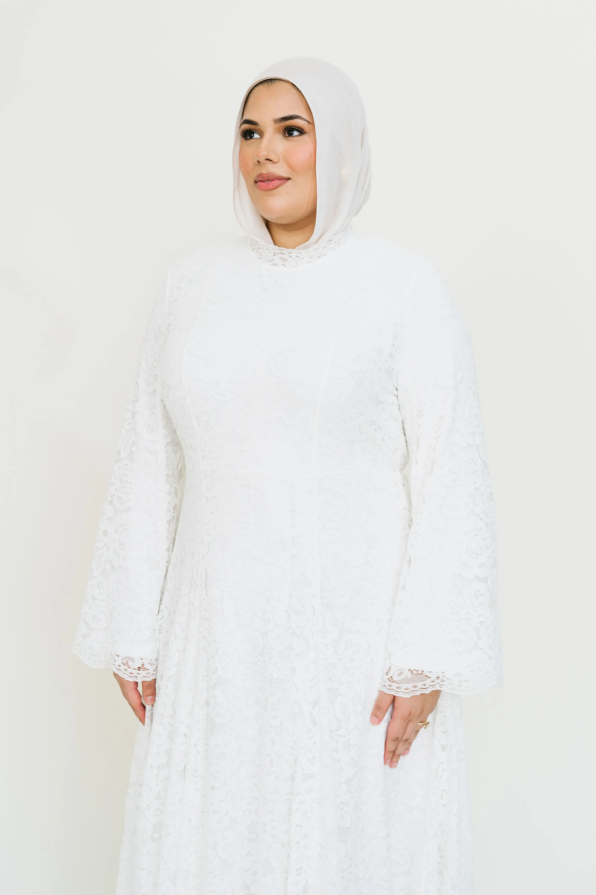 Laila (Lace) - Image 10