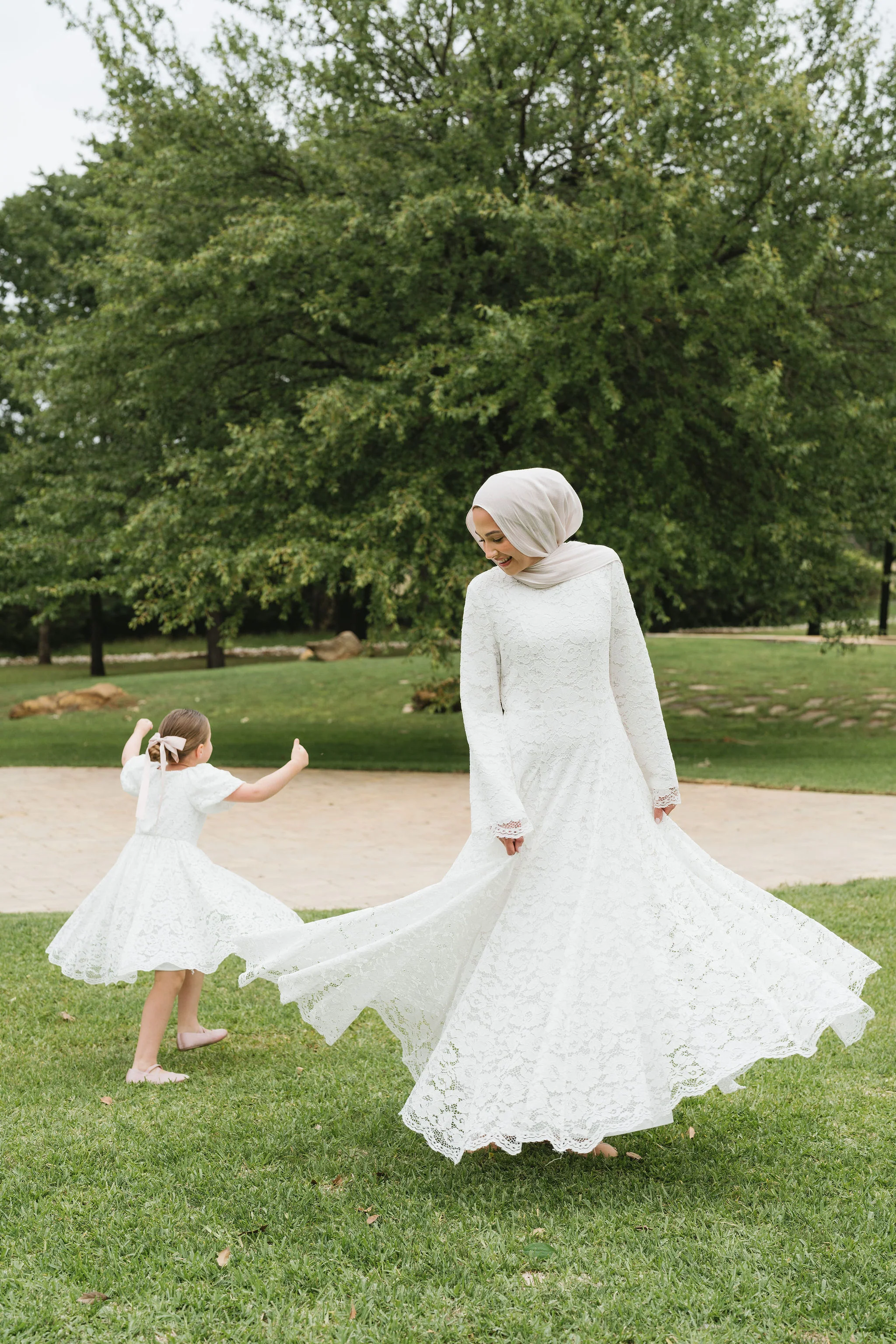 Laila (Lace) - Image 14