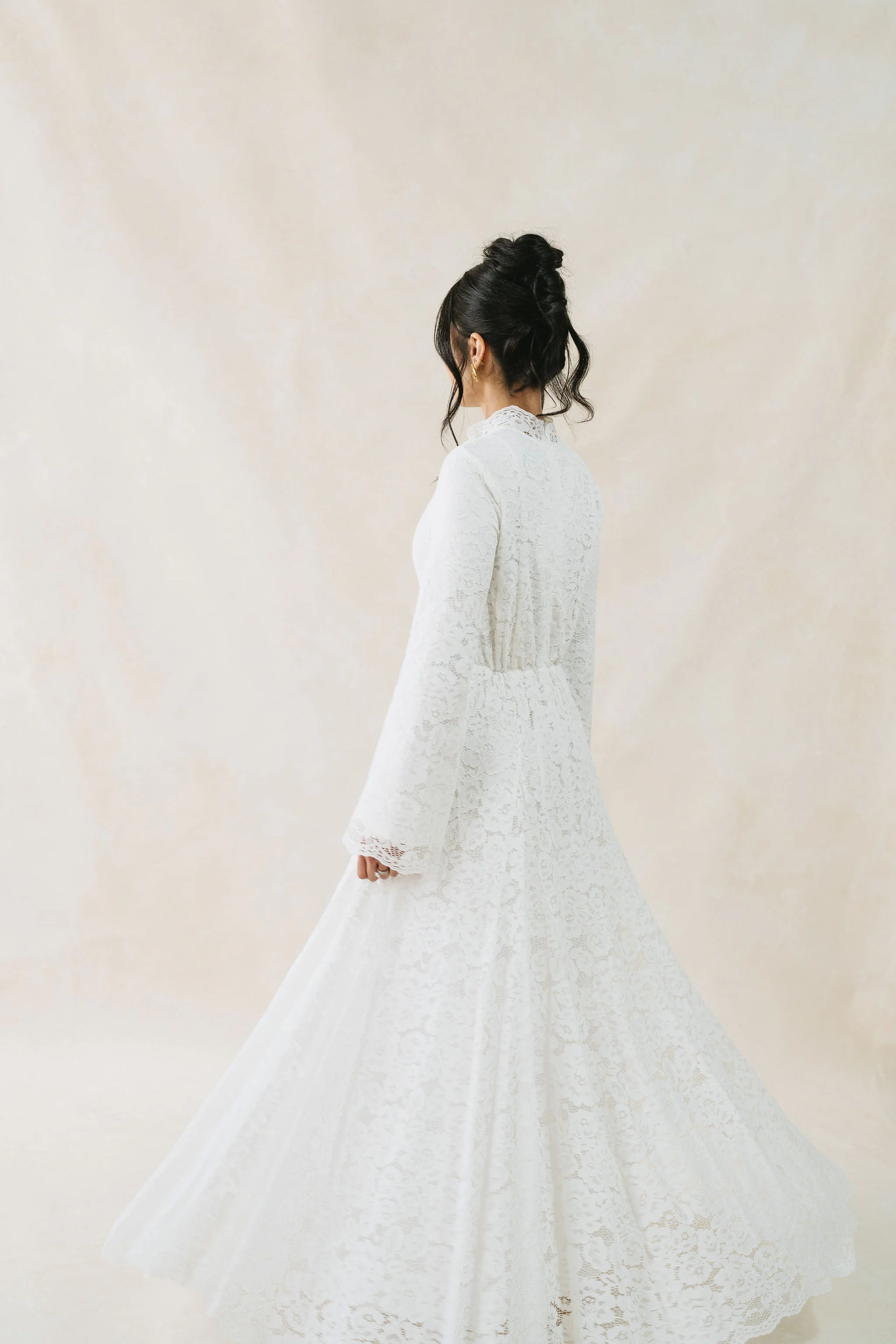 Laila (Lace) - Image 4