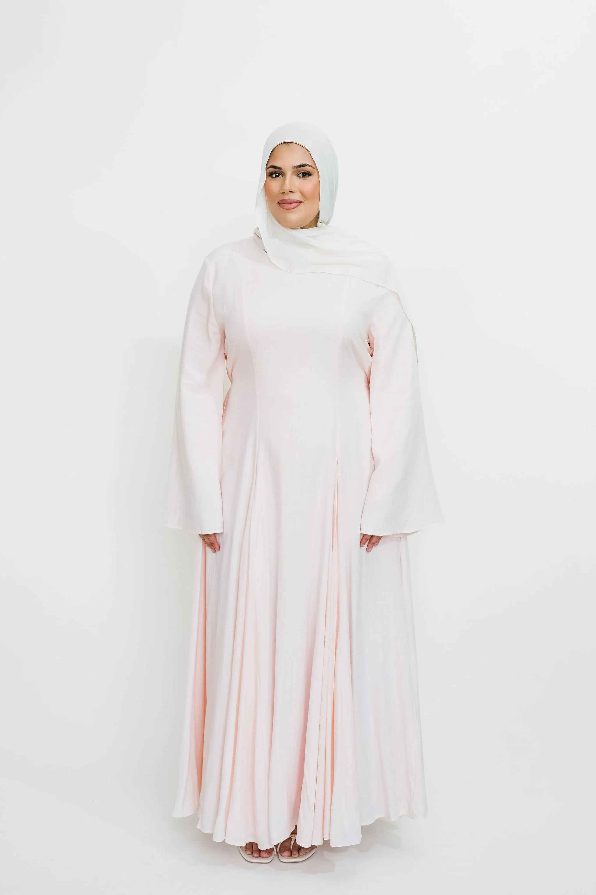 Laila (Peony) - Image 8